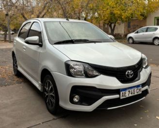 Toyota Etios Usado en Mendoza Financiado