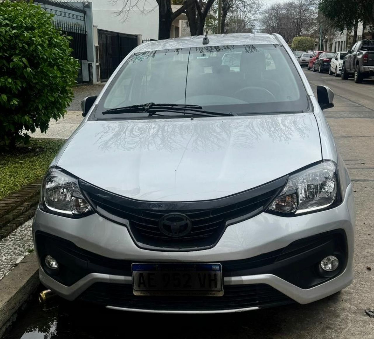 Toyota Etios Usado en Buenos Aires, deRuedas