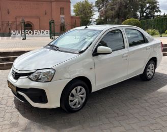 Toyota Etios Usado en Mendoza