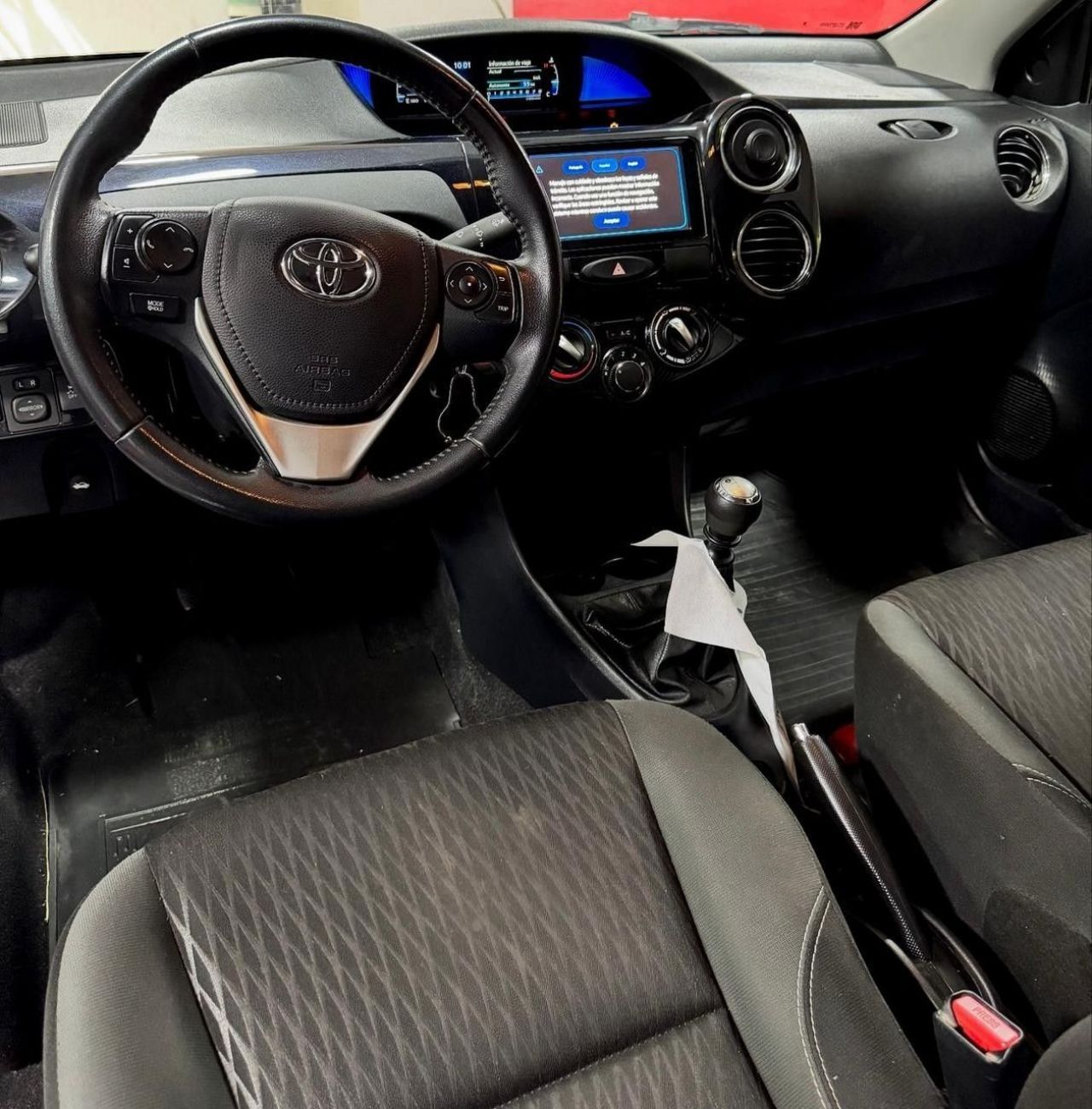 Toyota Etios Usado en Buenos Aires, deRuedas