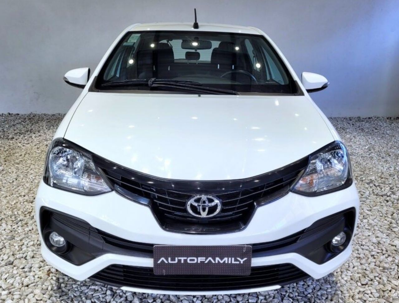 Toyota Etios Usado Financiado en Córdoba, deRuedas