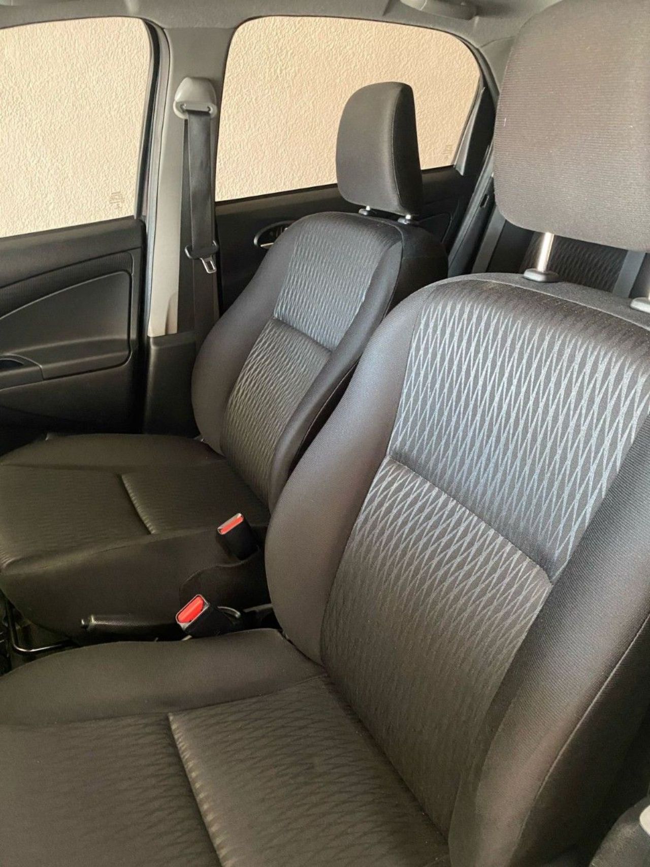 Toyota Etios Usado Financiado en Córdoba, deRuedas