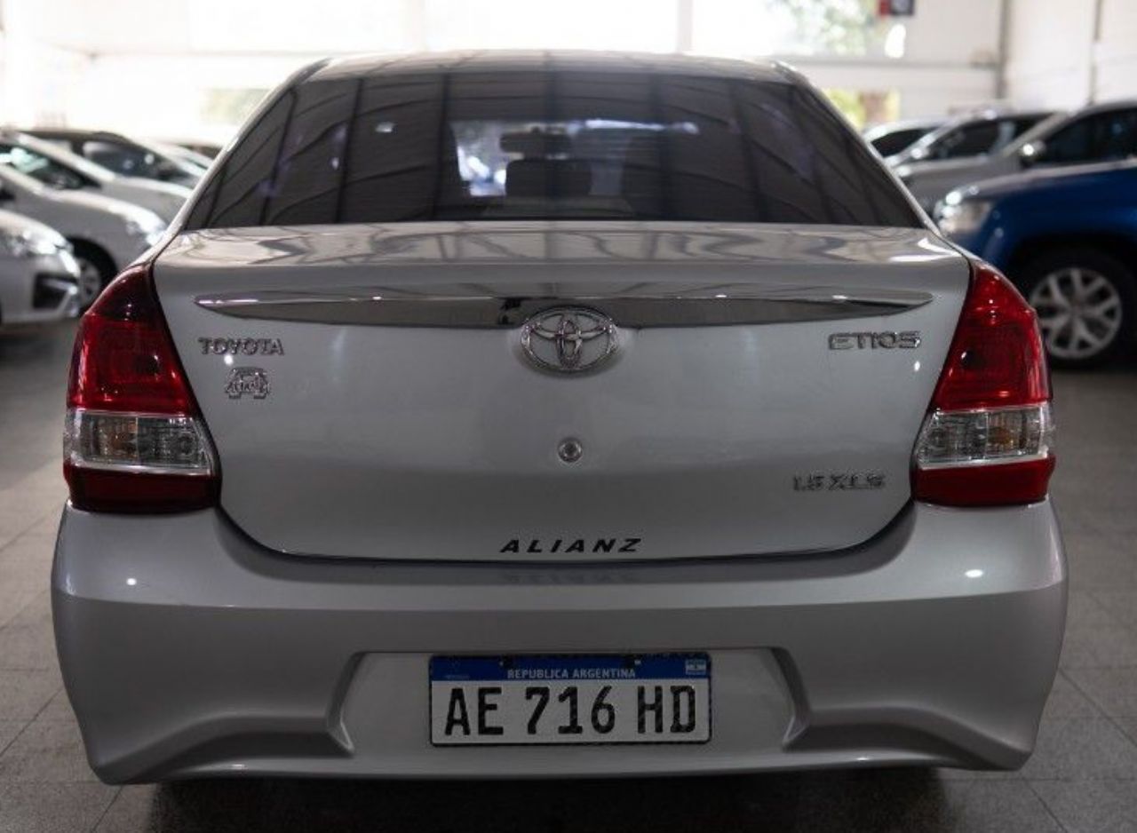 Toyota Etios Usado en San Luis, deRuedas