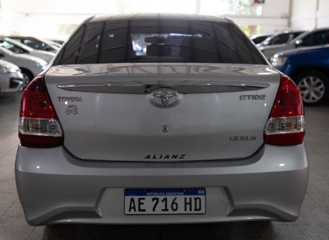 Toyota Etios Usado en San Luis, deRuedas