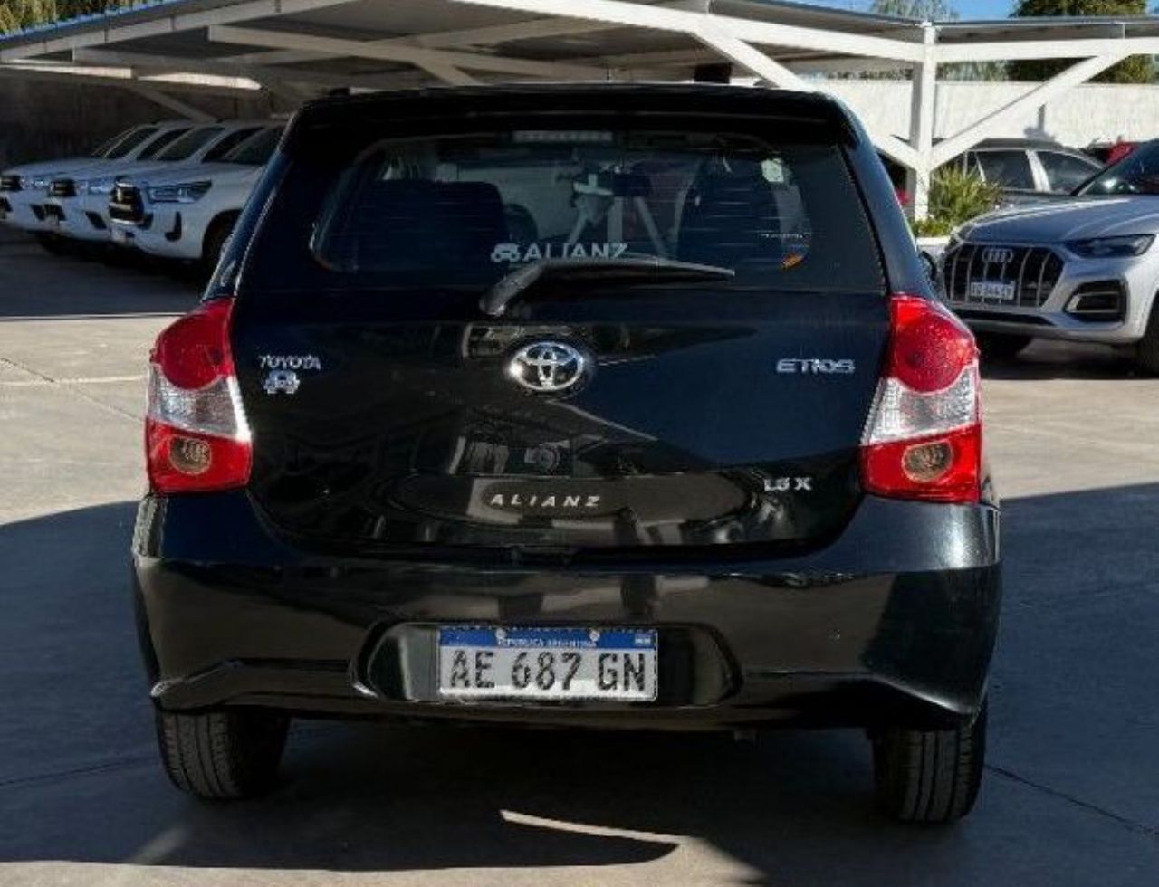 Toyota Etios Usado en San Luis, deRuedas