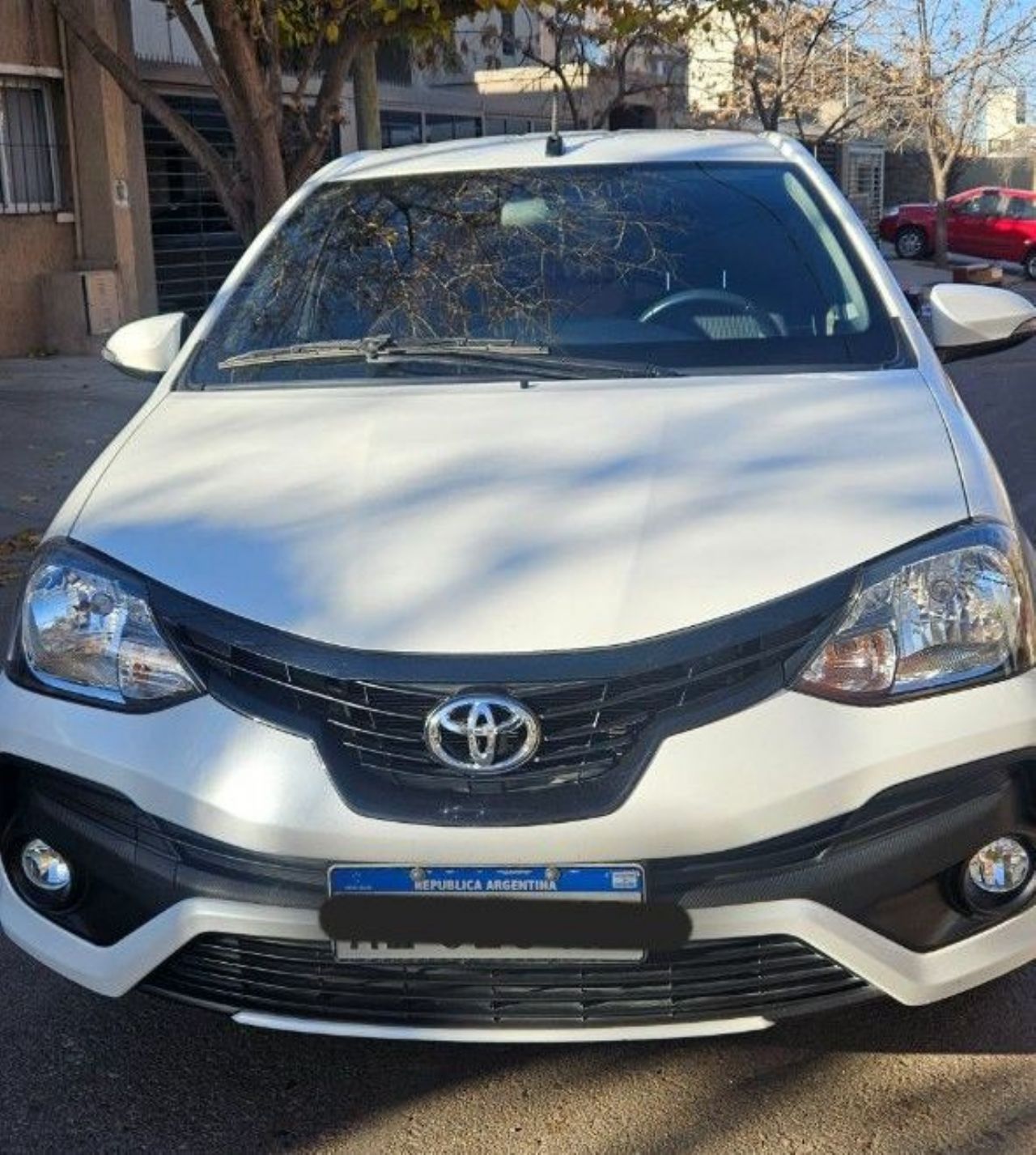 Toyota Etios Usado en Mendoza, deRuedas