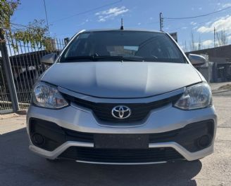 Toyota Etios Usado en Mendoza