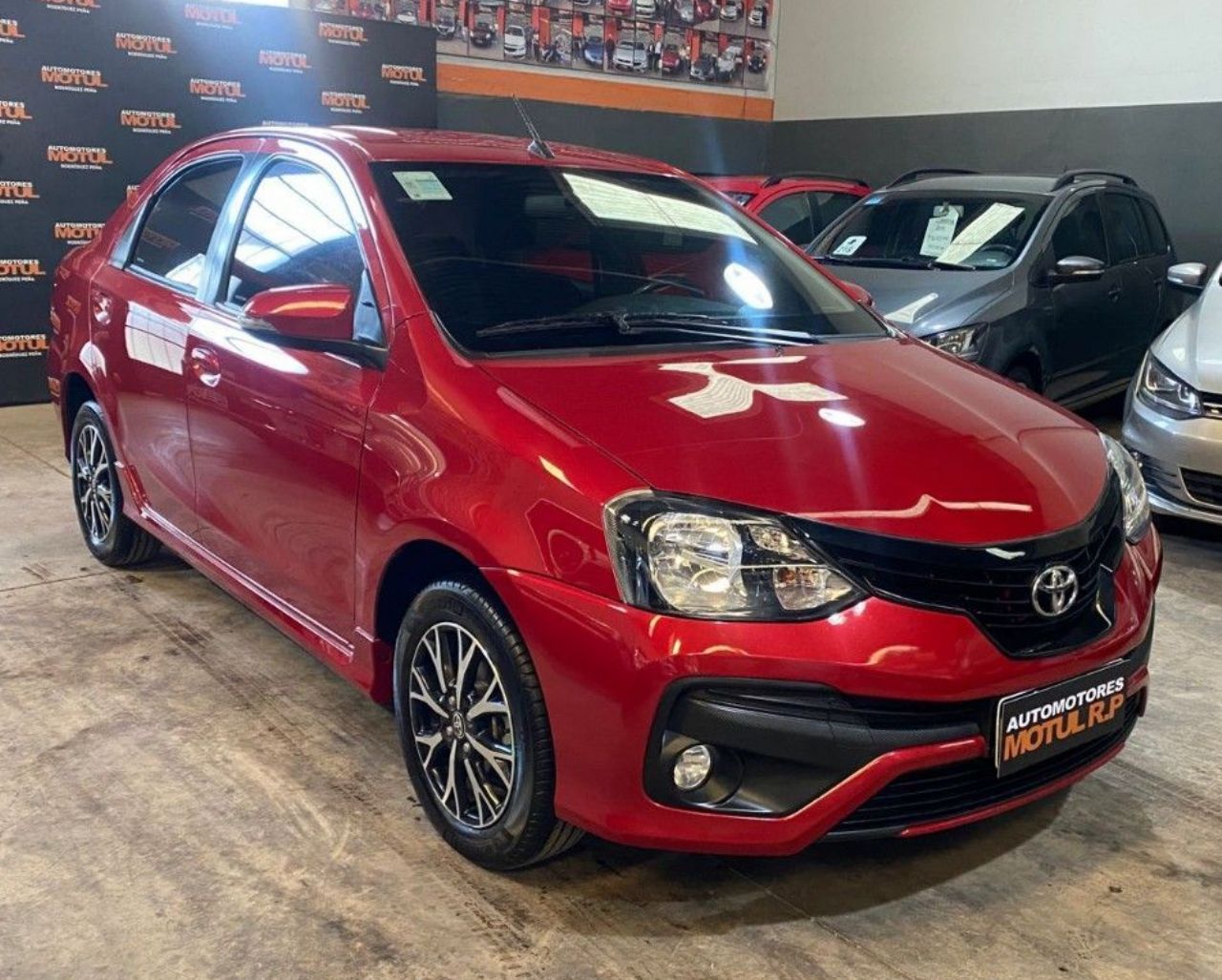 Toyota Etios Usado en Mendoza, deRuedas