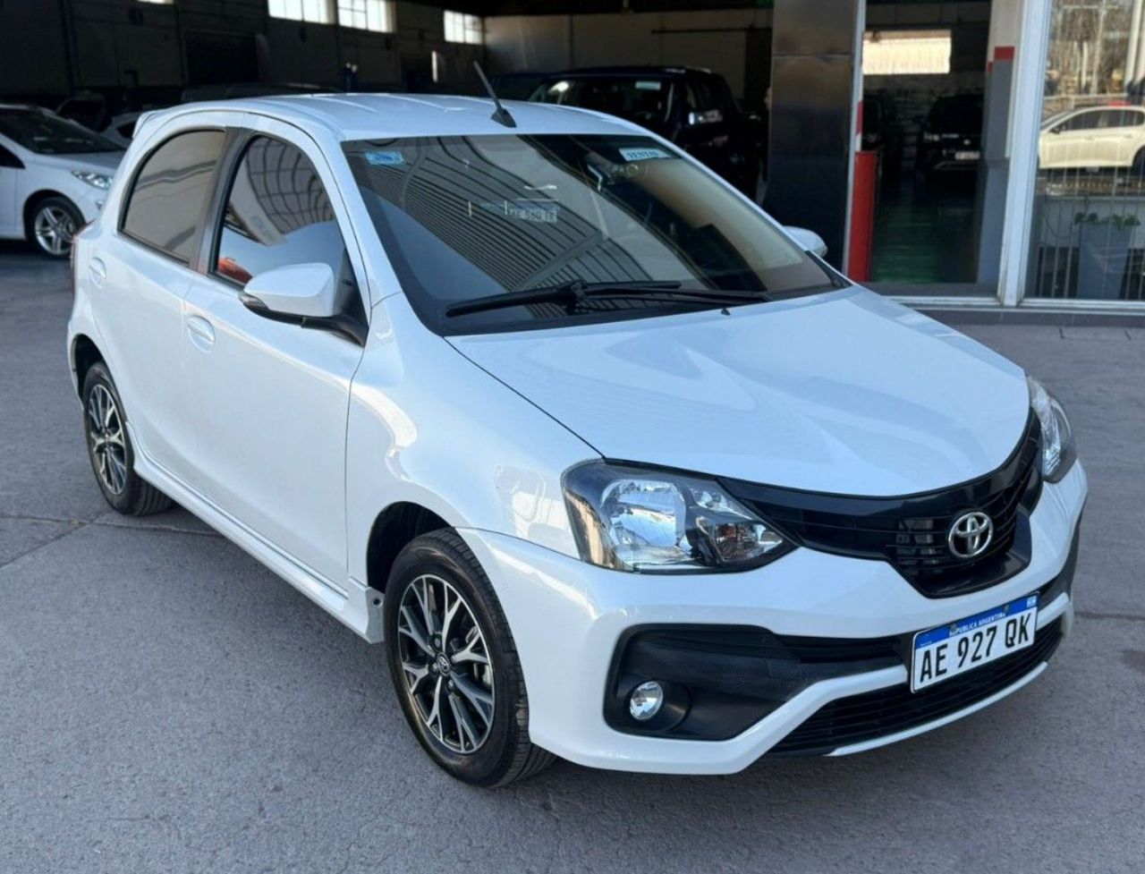 Toyota Etios Usado en Mendoza, deRuedas