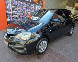 Toyota Etios Usado en Mendoza Financiado