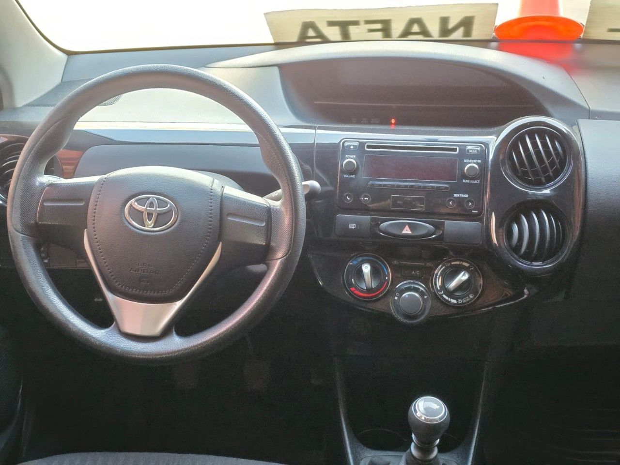 Toyota Etios Usado Financiado en Mendoza, deRuedas