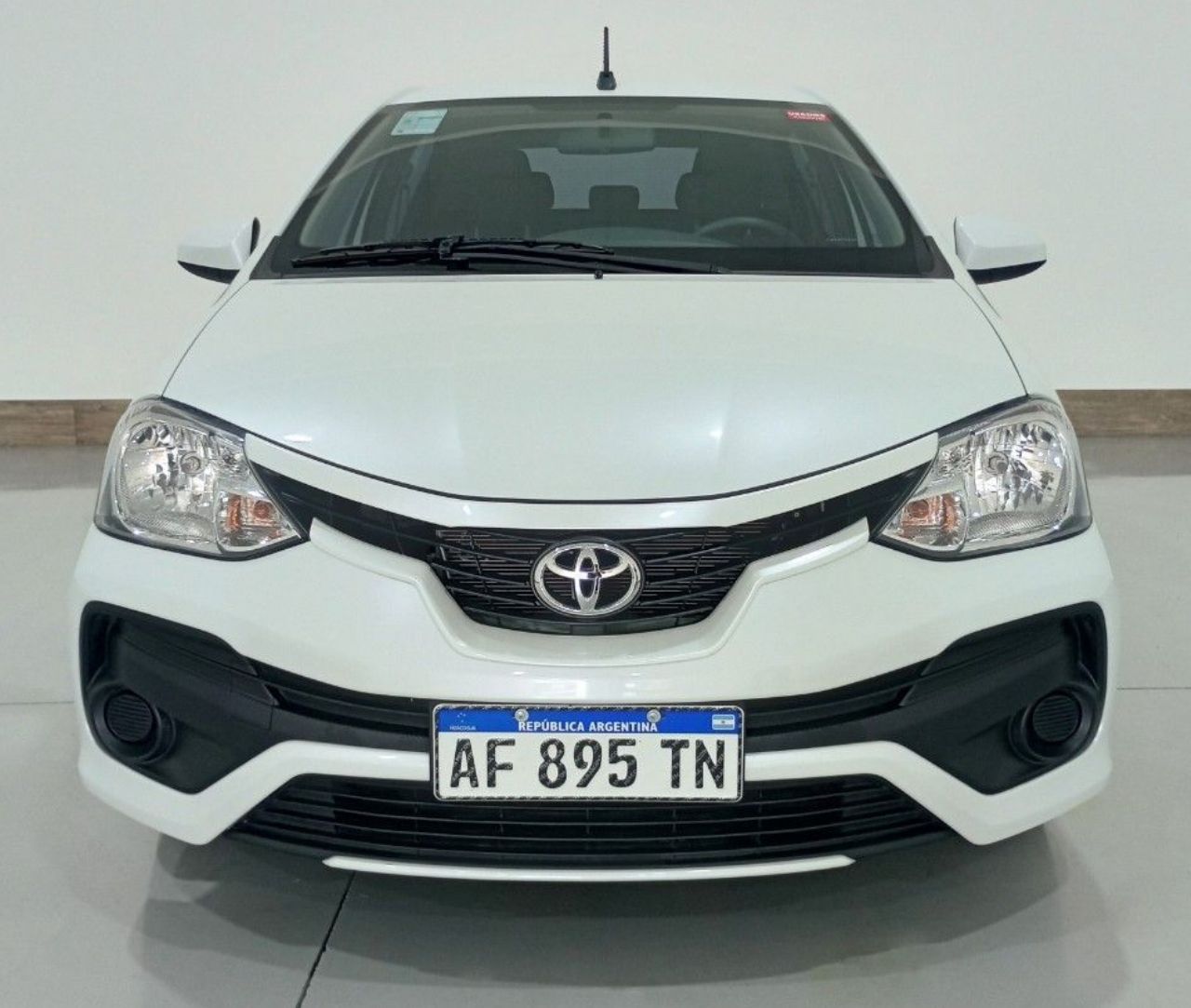 Toyota Etios Usado en Mendoza, deRuedas