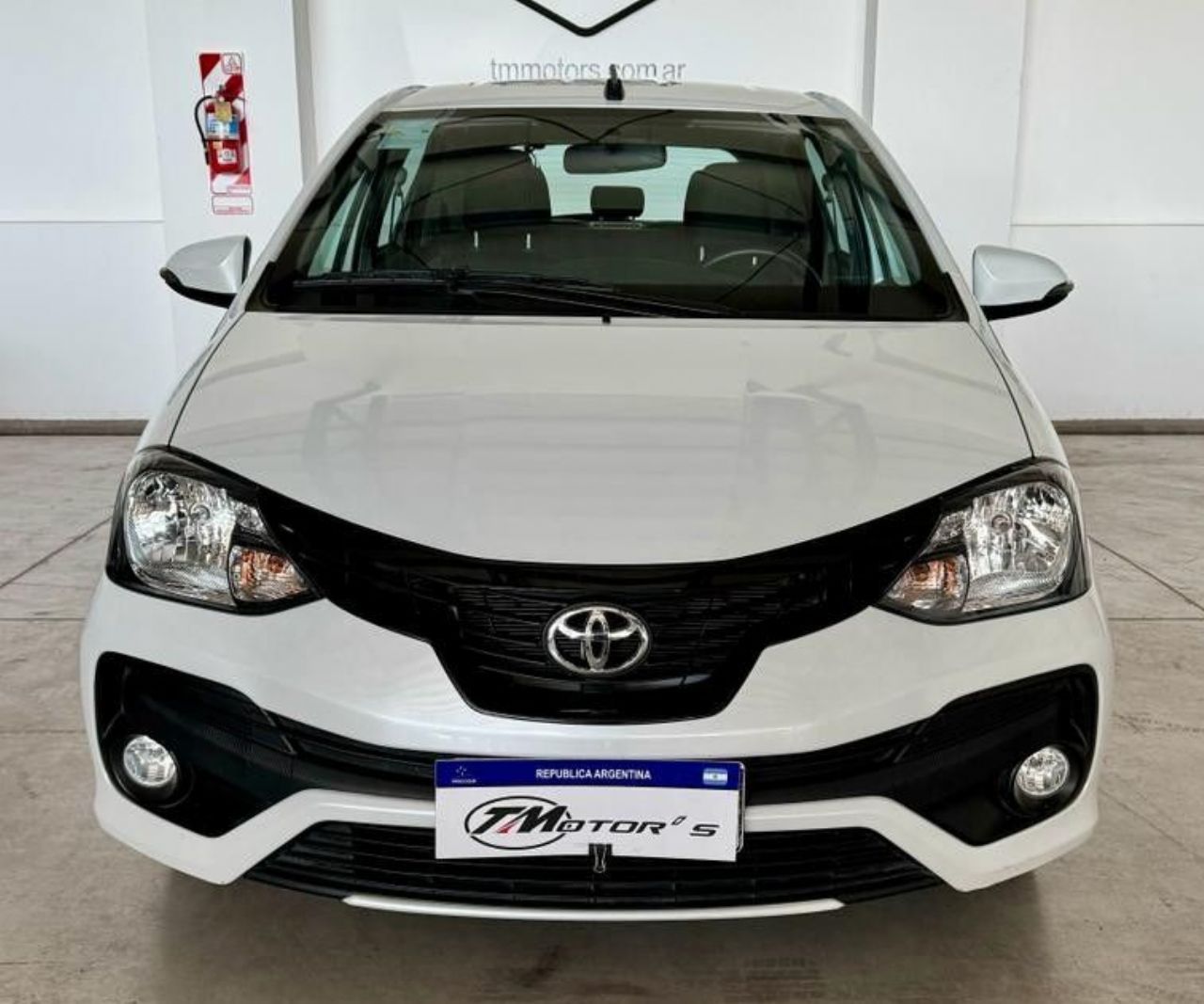 Toyota Etios Usado en Mendoza, deRuedas