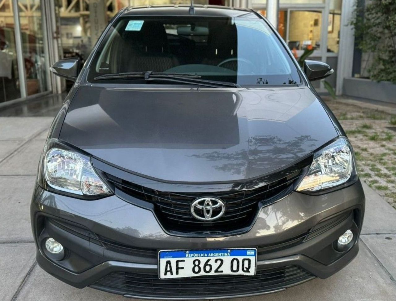 Toyota Etios Usado en Mendoza, deRuedas