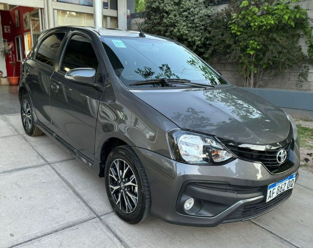 Toyota Etios Usado en Mendoza, deRuedas