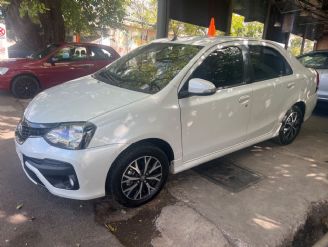Toyota Etios Usado en Mendoza Financiado