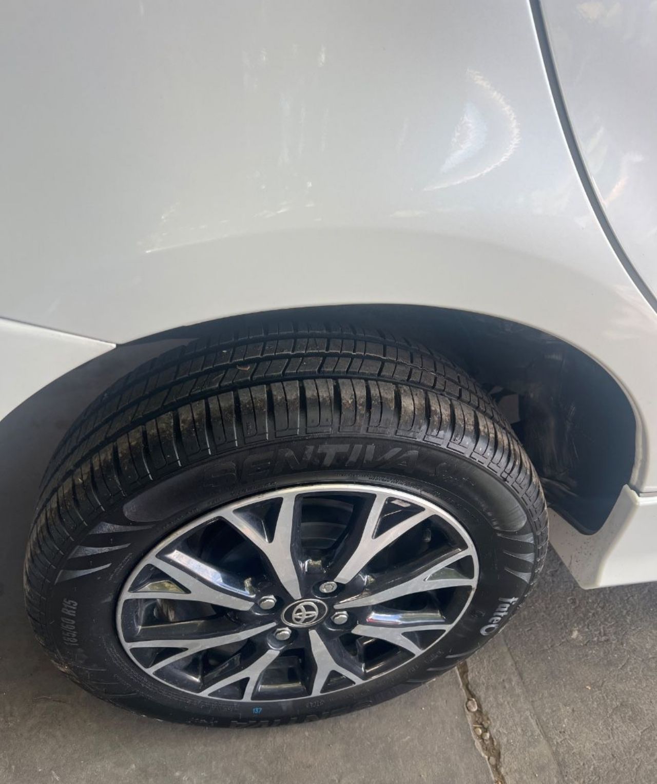 Toyota Etios Usado Financiado en Mendoza, deRuedas