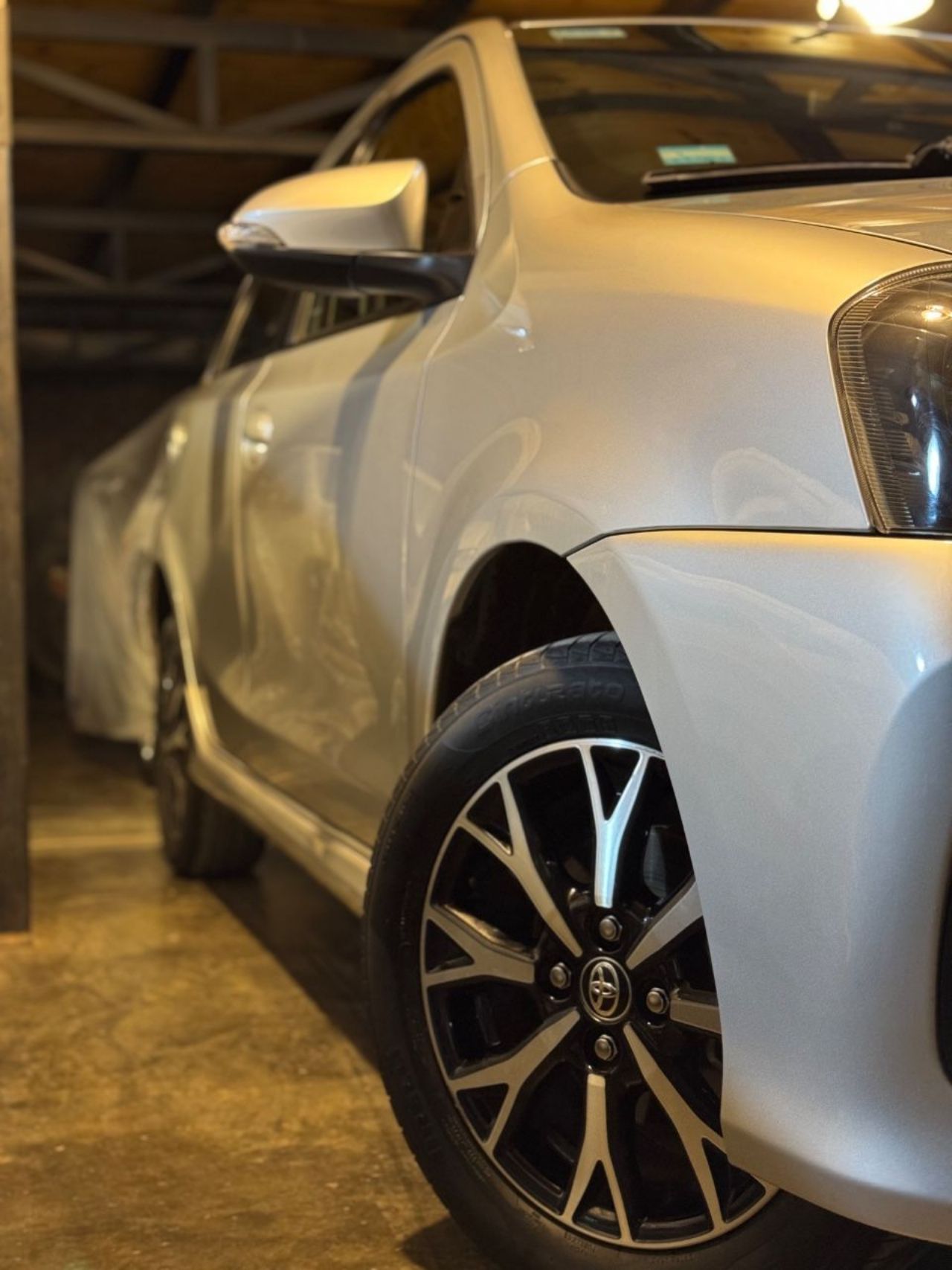 Toyota Etios Usado en Mendoza, deRuedas