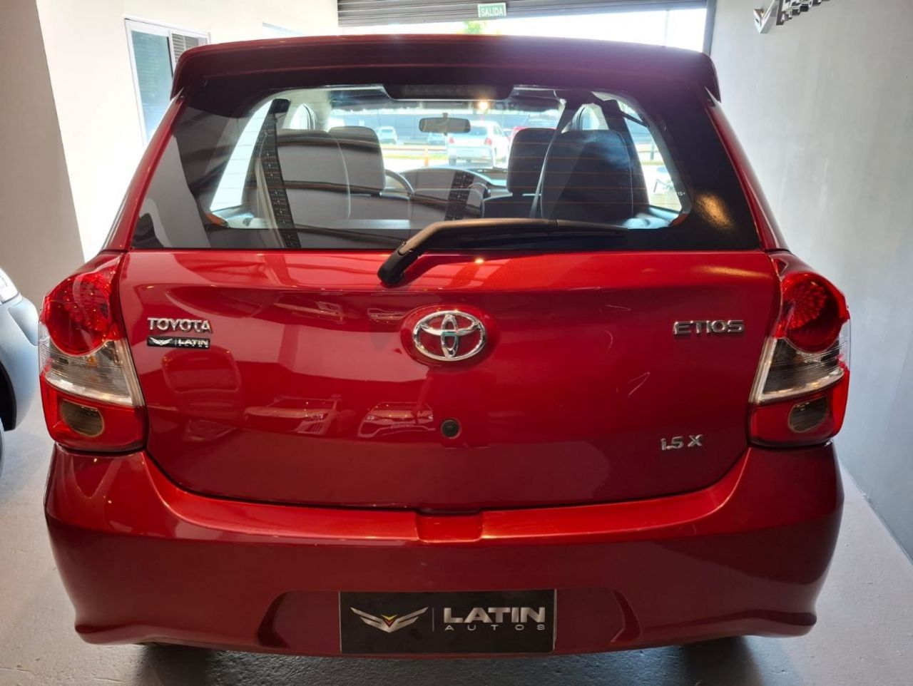 Toyota Etios Usado Financiado en Córdoba, deRuedas