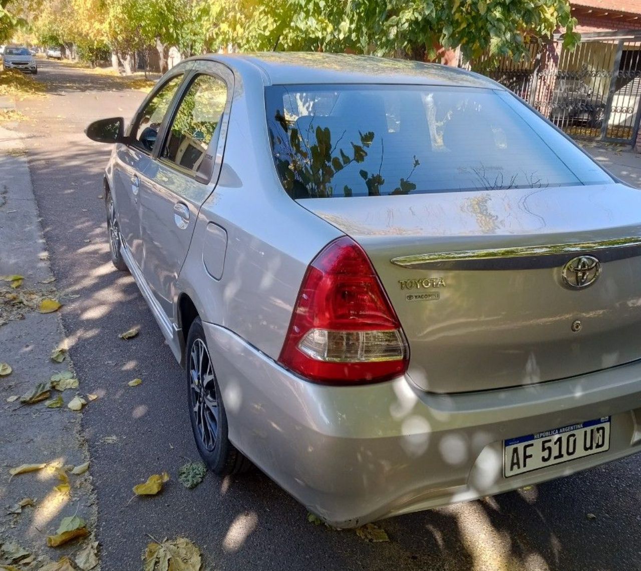 Toyota Etios Usado en Mendoza, deRuedas