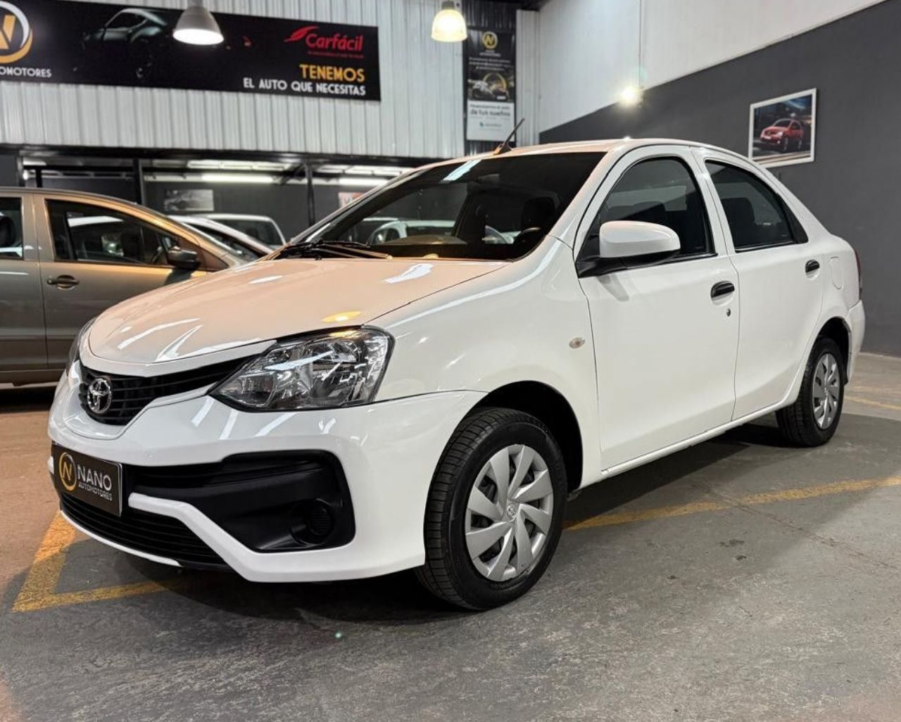 Toyota Etios Usado en Córdoba, deRuedas