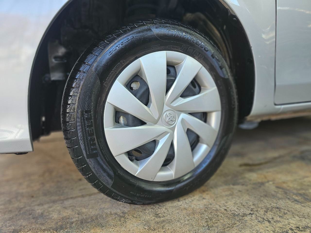 Toyota Etios Usado en Mendoza, deRuedas