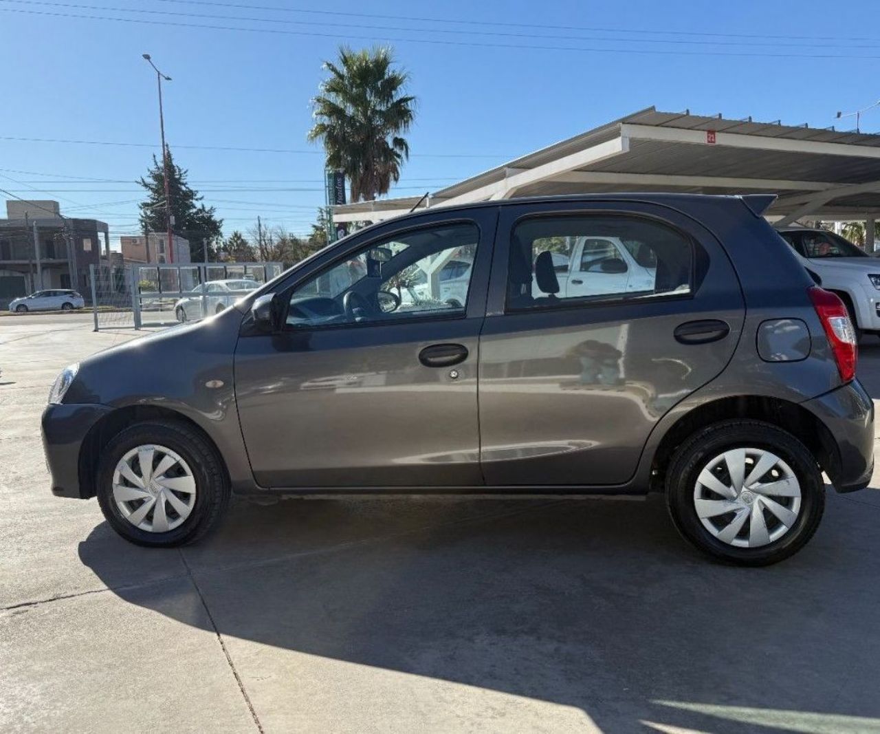 Toyota Etios Usado en San Luis, deRuedas