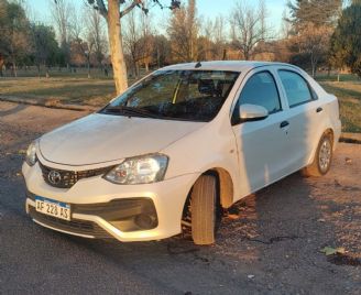 Toyota Etios Usado en Mendoza