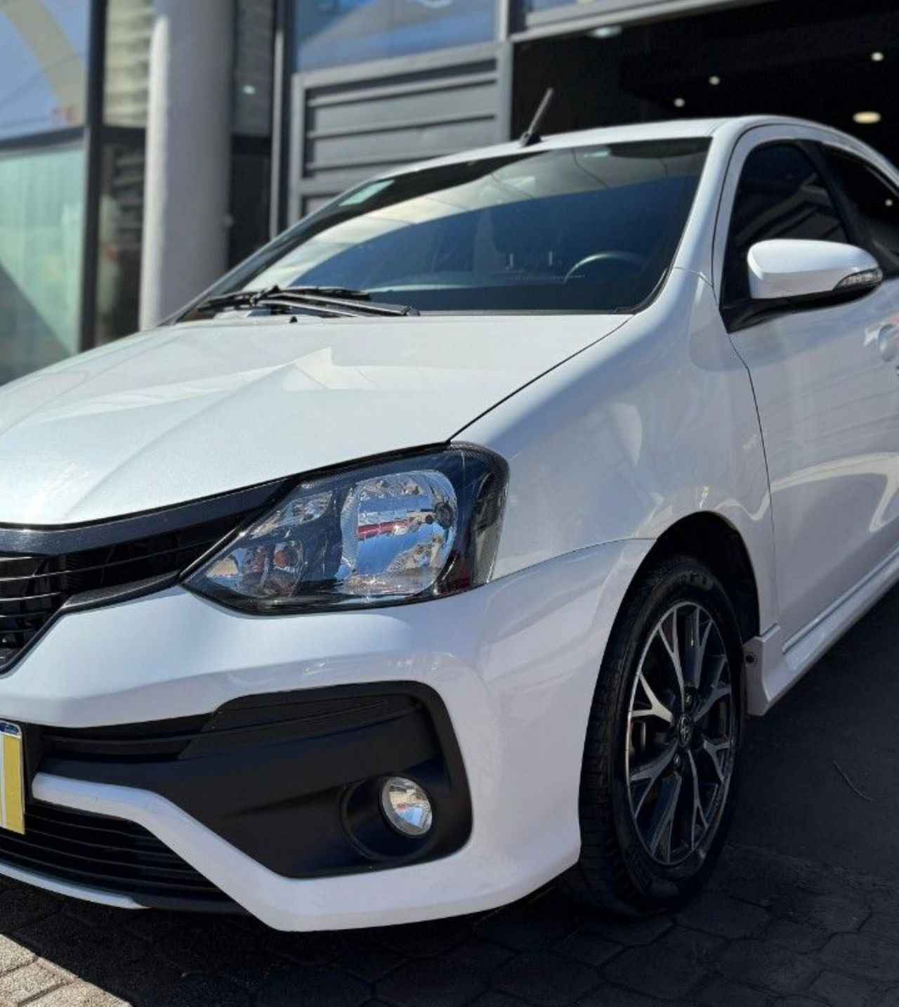 Toyota Etios Usado Financiado en Córdoba, deRuedas