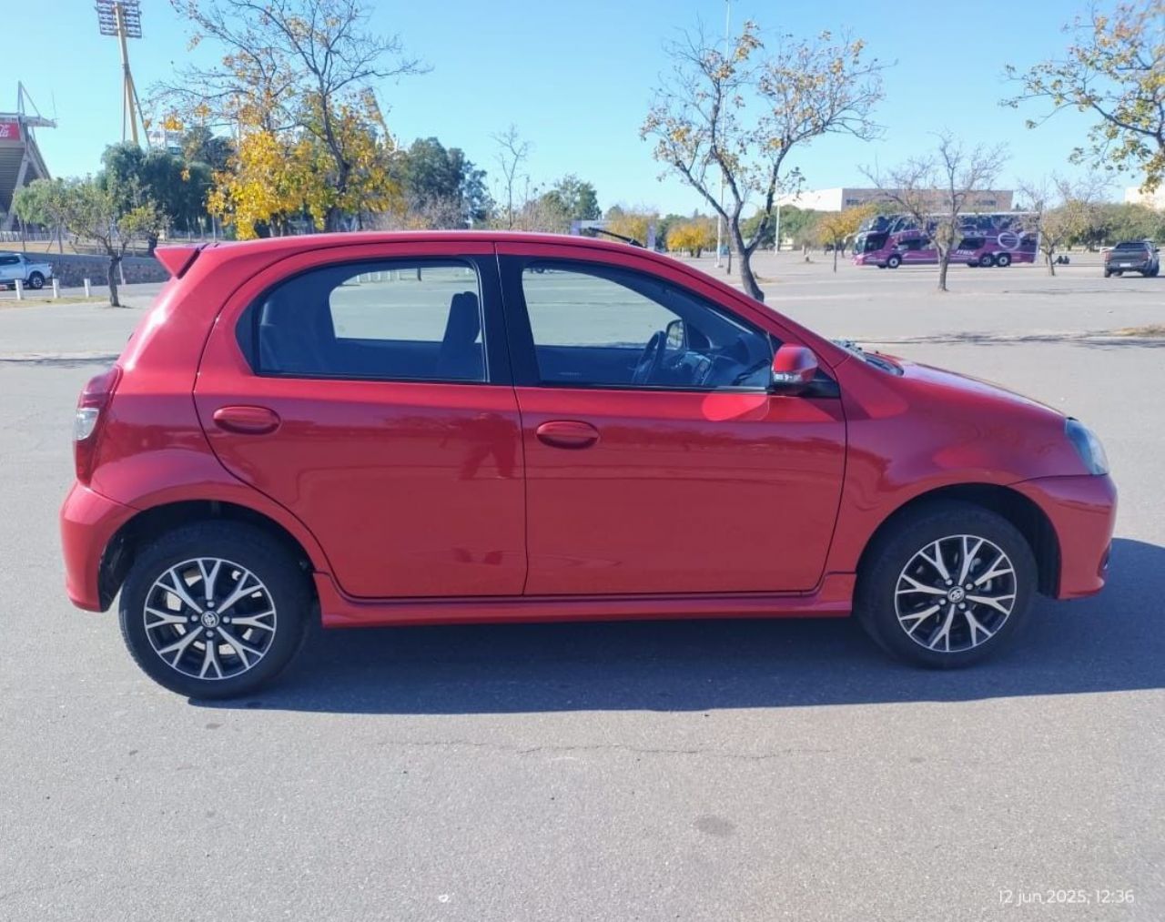 Toyota Etios Usado Financiado en Córdoba, deRuedas