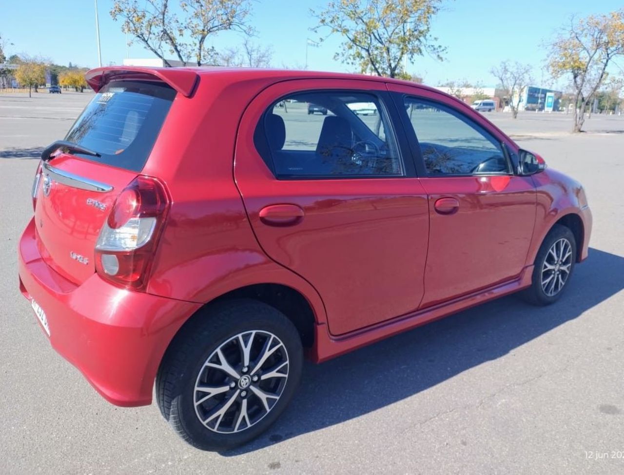 Toyota Etios Usado Financiado en Córdoba, deRuedas
