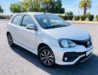 Toyota Etios Usado en Mendoza Financiado