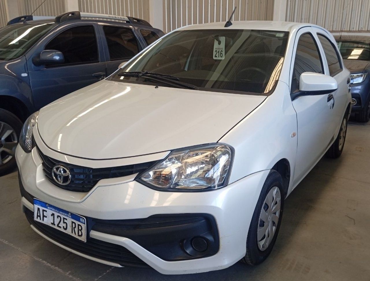 Toyota Etios Usado en San Juan, deRuedas