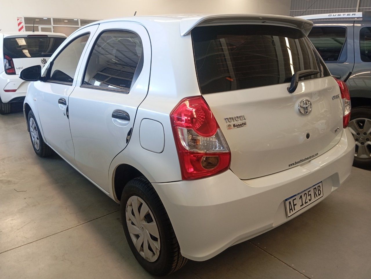 Toyota Etios Usado en San Juan, deRuedas