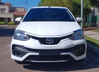 Toyota Etios Usado en Mendoza Financiado