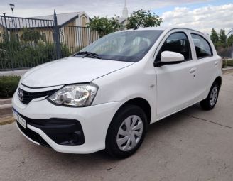 Toyota Etios Usado en Mendoza