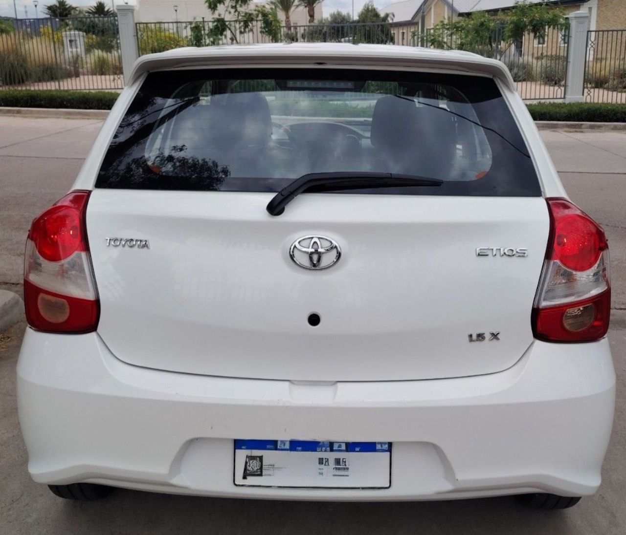 Toyota Etios Usado en Mendoza, deRuedas