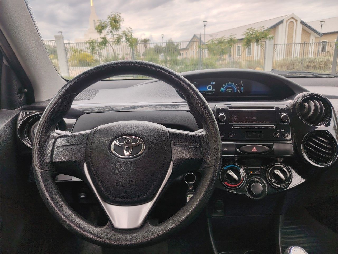 Toyota Etios Usado en Mendoza, deRuedas