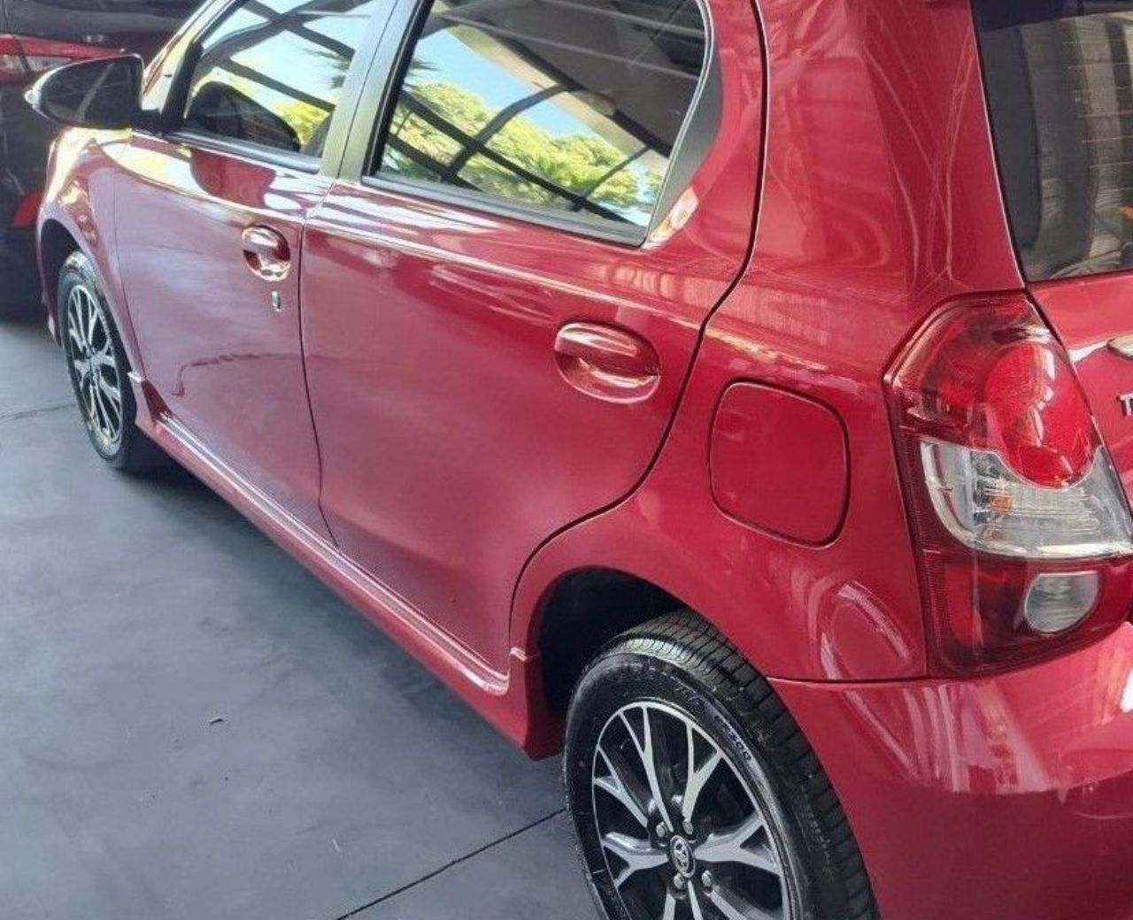 Toyota Etios Usado en Mendoza, deRuedas