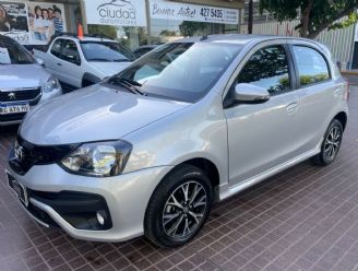 Toyota Etios Usado en Mendoza Financiado