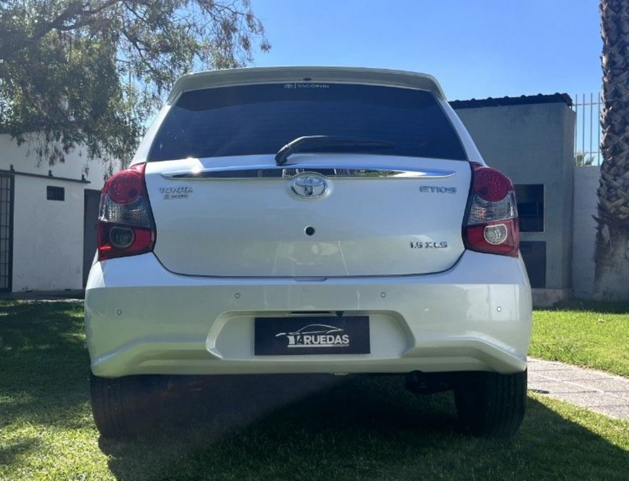 Toyota Etios Usado en Mendoza, deRuedas