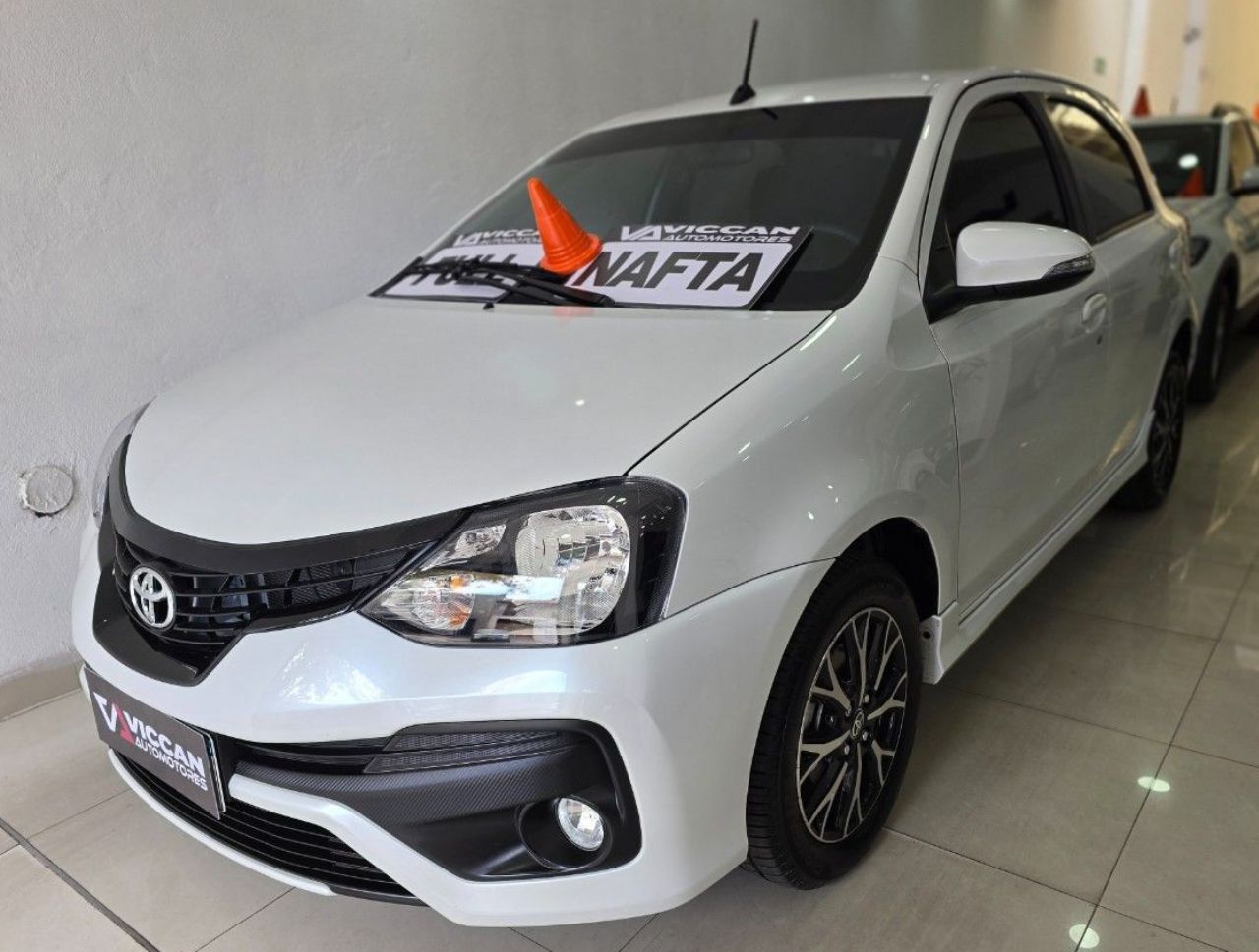 Toyota Etios Usado Financiado en Mendoza, deRuedas