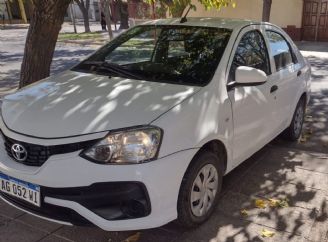 Toyota Etios Usado en Mendoza