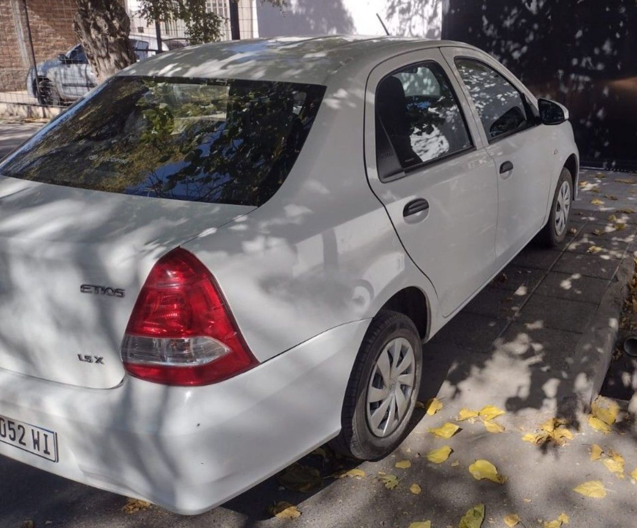 Toyota Etios Usado en Mendoza, deRuedas