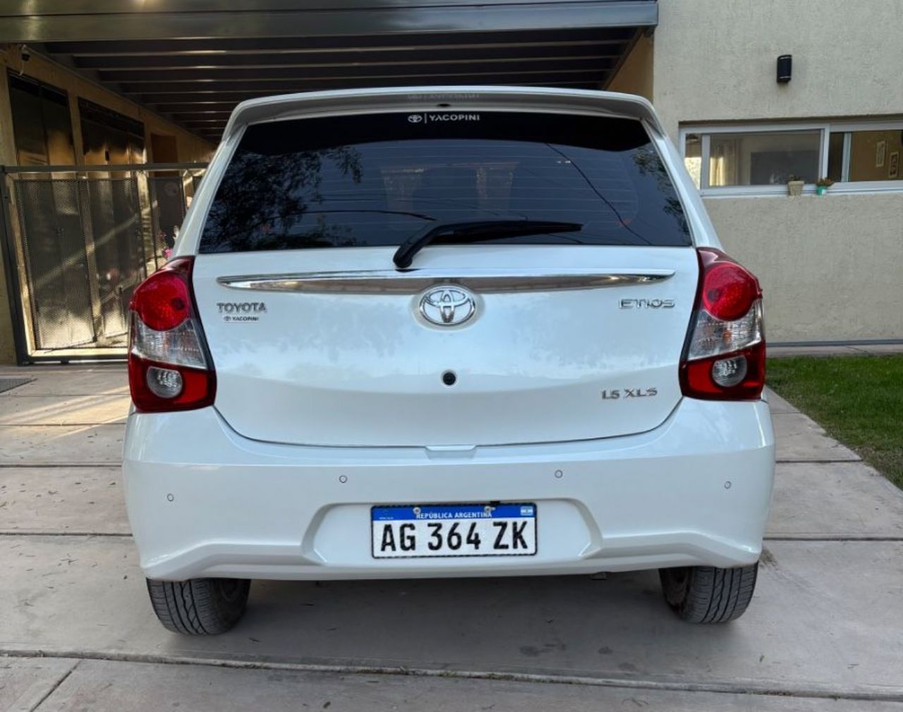 Toyota Etios Usado en Mendoza, deRuedas