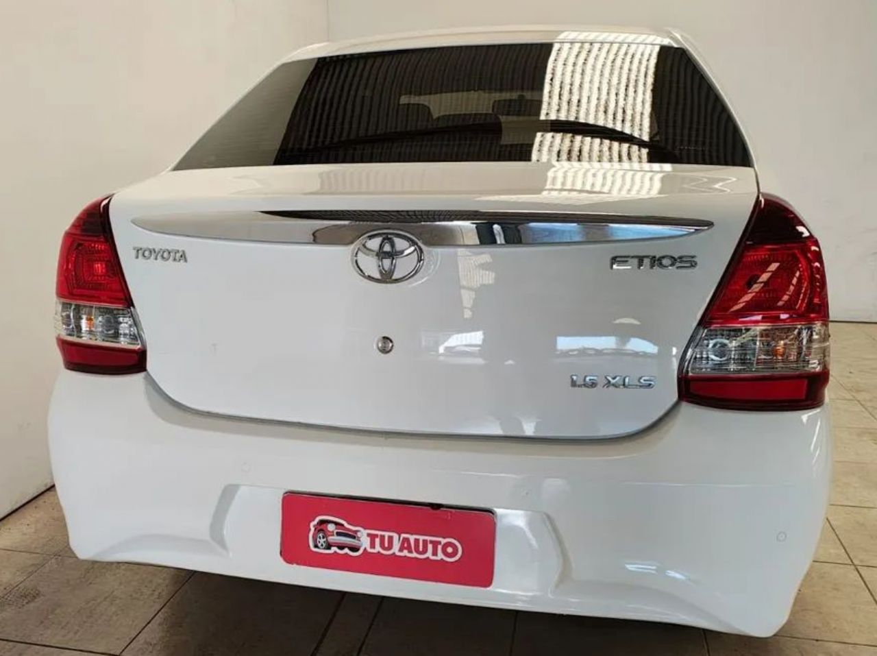 Toyota Etios Usado en Córdoba, deRuedas