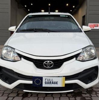 Toyota Etios Usado en Córdoba