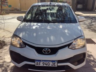 Toyota Etios Usado en Mendoza