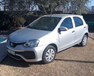 Toyota Etios Usado en Mendoza
