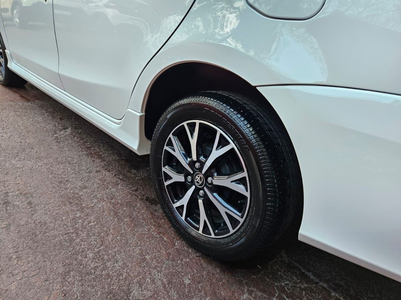 Toyota Etios Usado en Mendoza, deRuedas